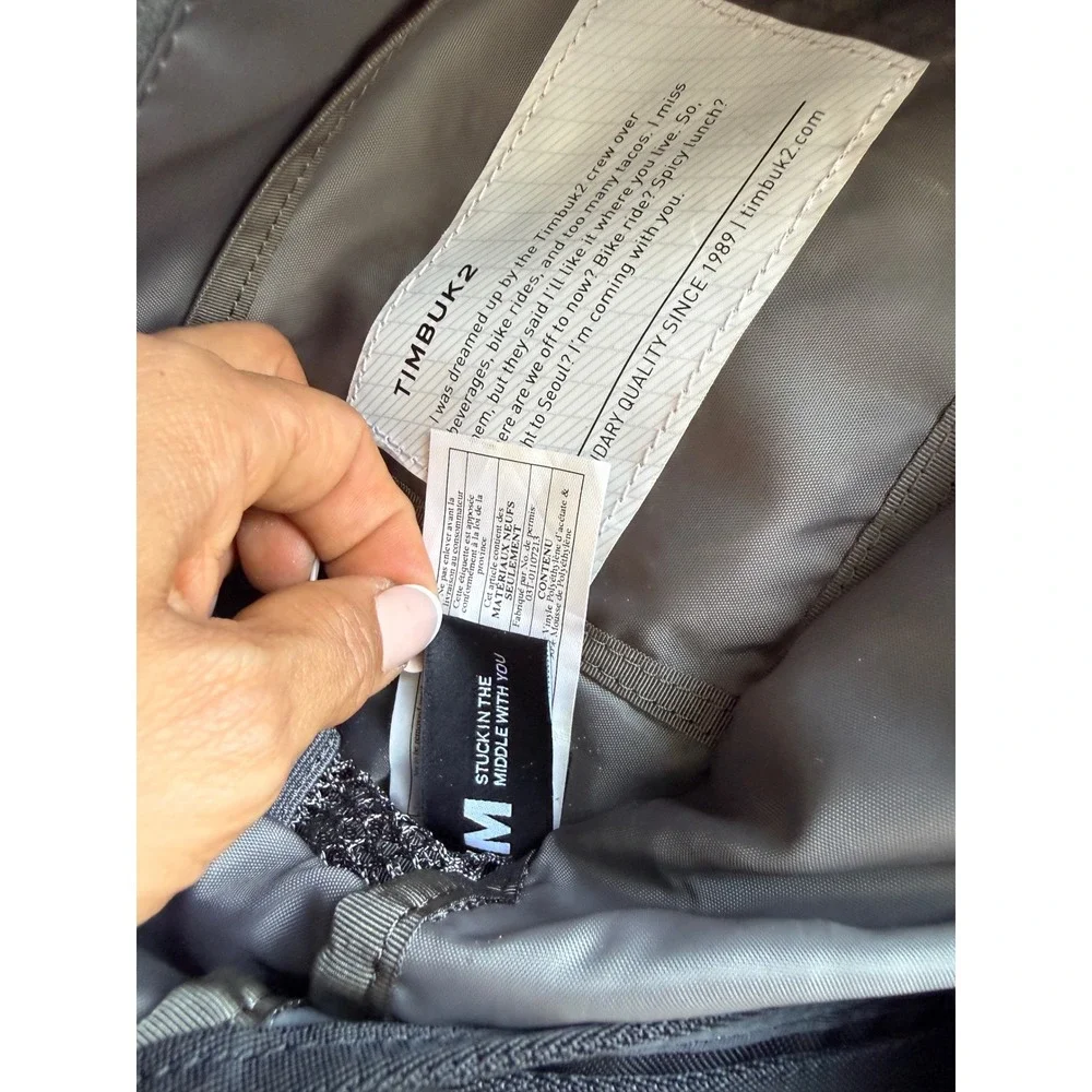 Timbuk2 Messenger Laptop Bag Black Nylon Crossbody Commuter Techwear Workwear